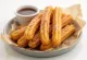 Gogoși Churro, crocante și delicioase, presărate cu zahăr și scorțișoară