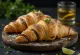 Croissant cu tequila servit