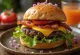 Burger vegan cu bacon și legume proaspete