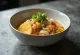 Ceviche Costarricense servit cu suc de limetă și avocado