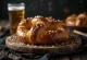 Pretzel cu sare proaspăt, făcut în casă, crocant și auriu